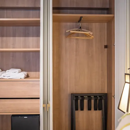 Alistos Hotel 4*