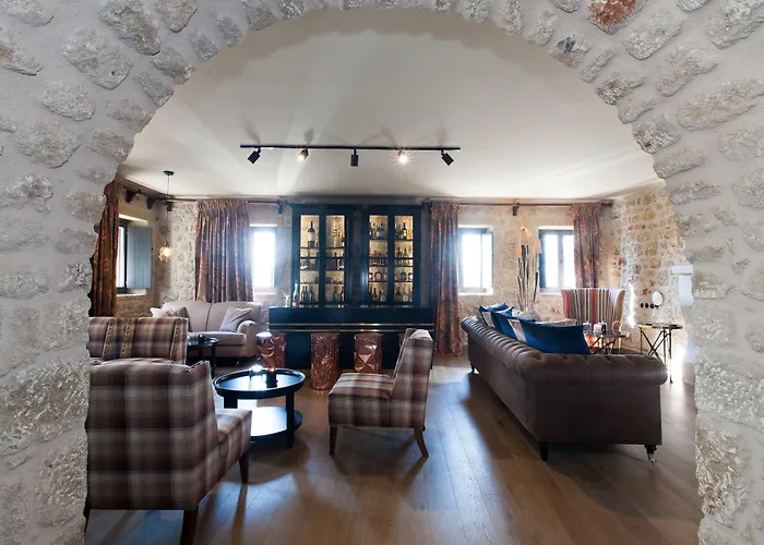 Alistos Hotel