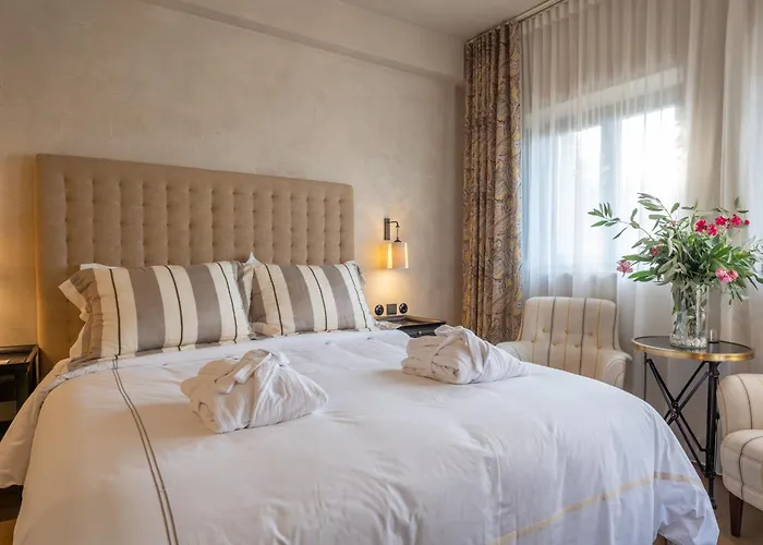 Alistos Hotel