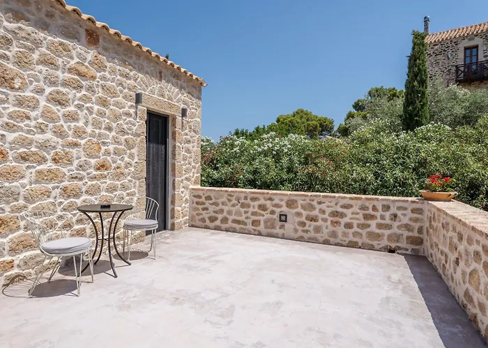 Alistos Hotel